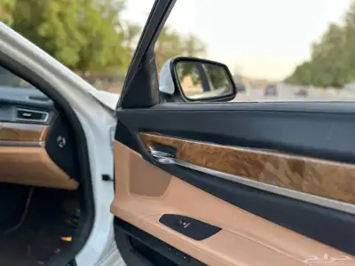بي ام دبليو 2012 740li 34