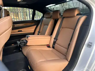 بي ام دبليو 2012 740li 25
