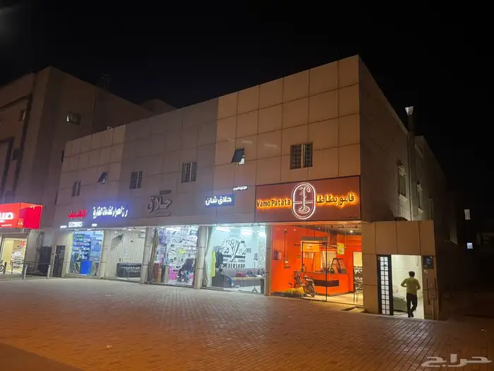 للبيع عمارة تجارية بحي الدار البيضاء قريبة من محطة المترو 0