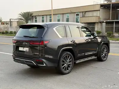 جيب لكزس LX600 2023 F SPORT - سعودي 5