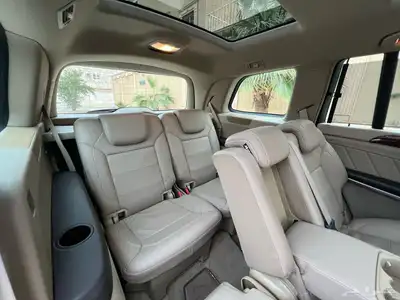 مرسيدس GL500 2014 (بحالة ممتازة) 19