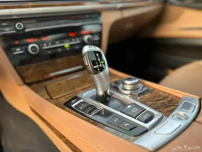 بي ام دبليو 2012 740li 13