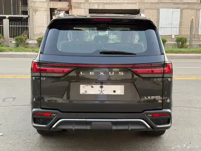 جيب لكزس LX600 2023 F SPORT - سعودي 3