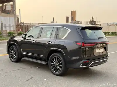 جيب لكزس LX600 2023 F SPORT - سعودي 4