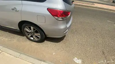 للبيع نيسان باثفندر فل كامل 2014 اول مالك 3