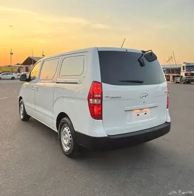 هيونداي H1 2021 (ديزل) فان بضاعه بحالة الوكاله للبيع 3
