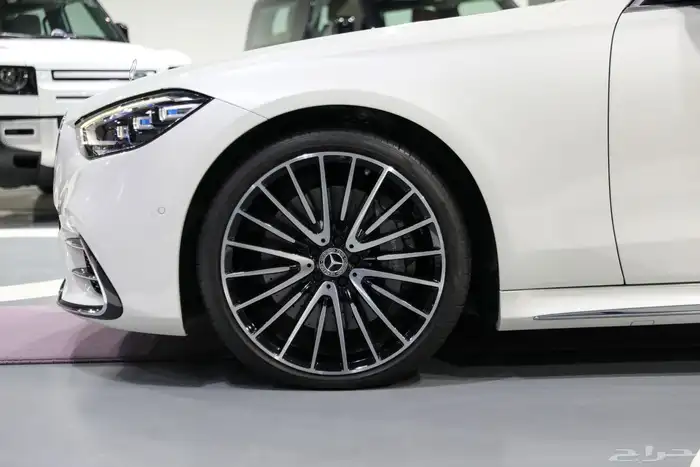 مرسيدس S450 استخدام نضيف 4