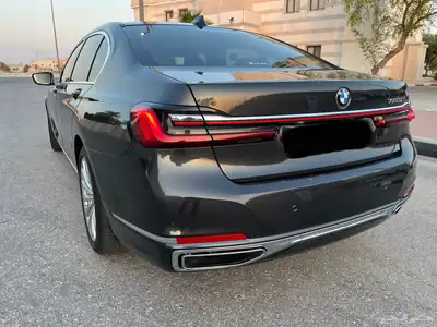 بي ام دبليو ( 730 LI ) الموديل 2021 ممشى قليل شبه جديد 4