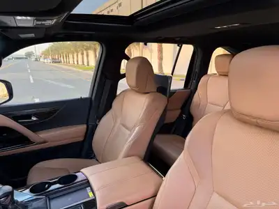 لكزس LX600 2024 BB - سعودي شبه جديد 31