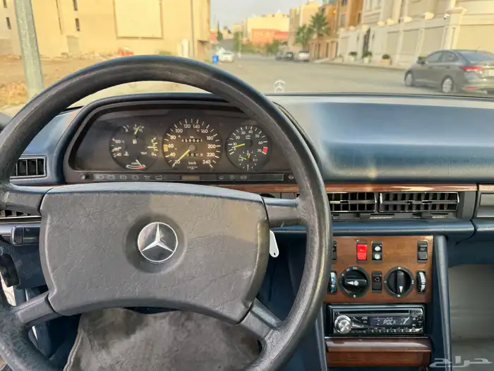 مرسيدس بنز مخزن قمة في النظافة 1985 39