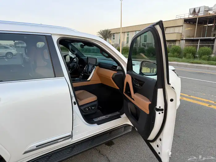 لكزس LX600 2024 BB - سعودي شبه جديد 21