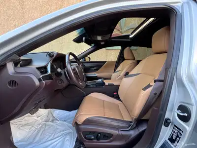 لكزس ES350 CC 2021 41