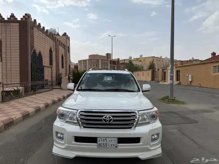 لاندكروزر فكسار 2013 فل كامل الموتر شبة الجديد وكالة 4