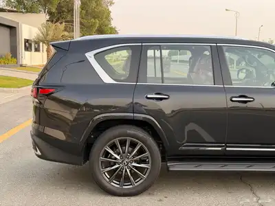 جيب لكزس LX600 2023 F SPORT - سعودي 8