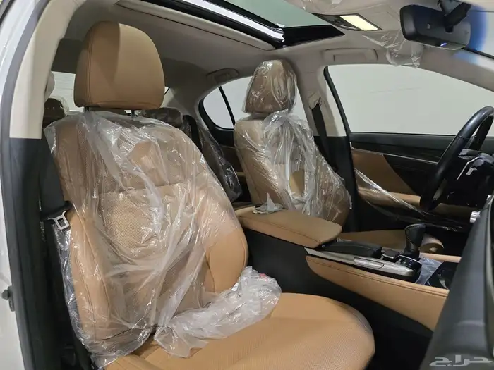 لكزس GS300 موديل 2018 بحاله الوكاله مخزن 6