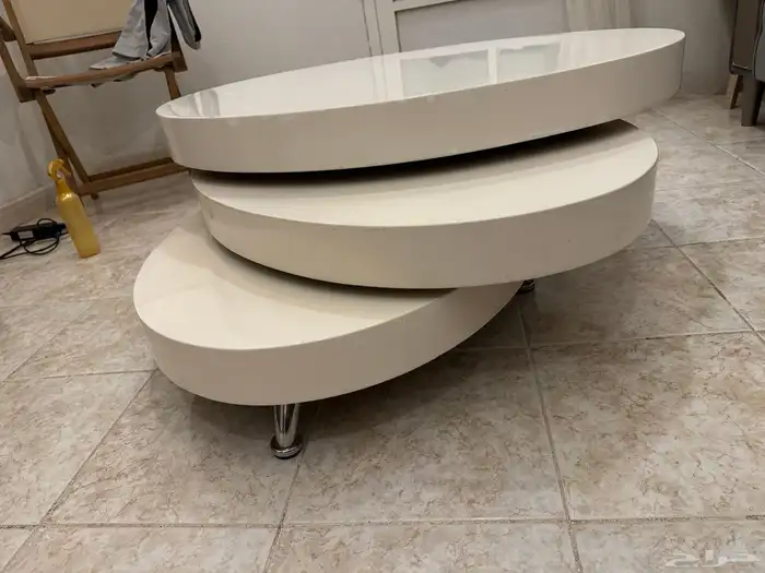 طاوله للبيع طبقات 2