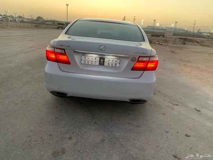 لكزس 460 سعودي فل كامل 9