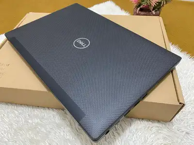 لابتوب Dell شاشه لمس كور i7 شبه الجديد 9