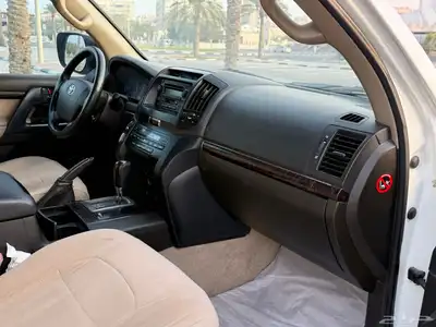 لاند كروزر GXR 2009 فل كامل بحاله ممتازه للمستخدم 20