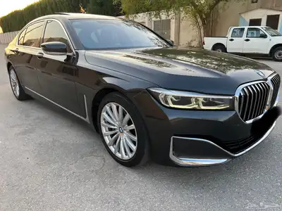 بي ام دبليو ( 730 LI ) الموديل 2021 ممشى قليل شبه جديد 7