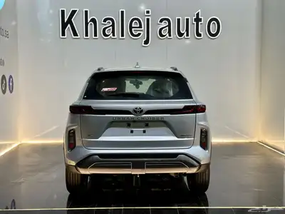 تويوتا اوربان كروزر GL ستاندر 2025 3