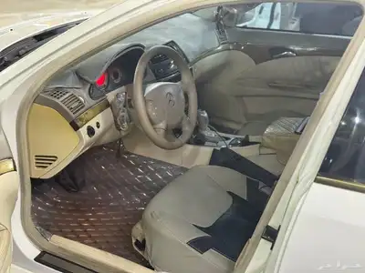 مرسيدس بنز E240 موديل 2005 2