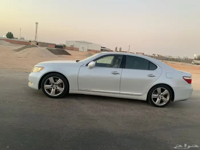 لكزس 460 سعودي فل كامل 15