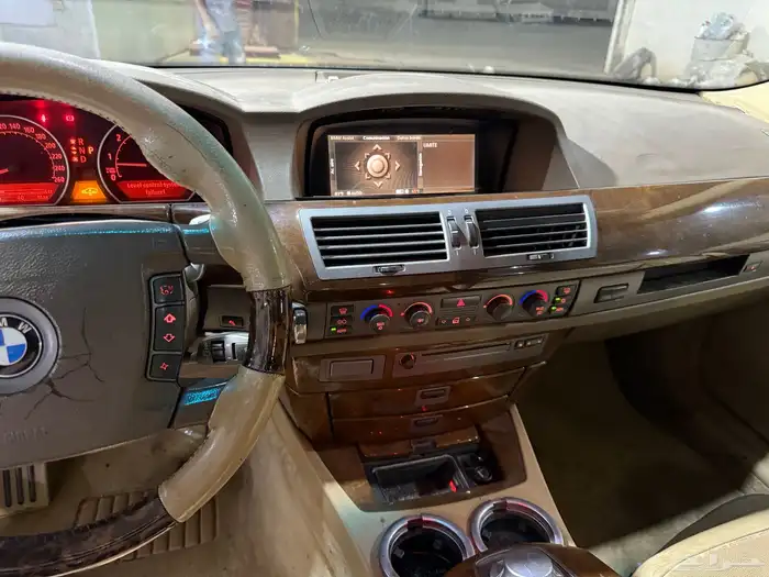 للبيع بي أم 2005 2