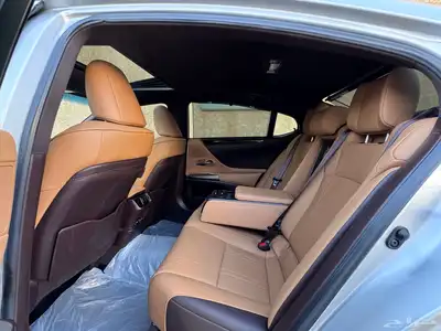 لكزس ES350 CC 2021 19