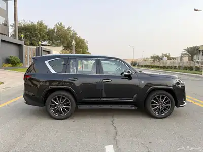جيب لكزس LX600 2023 F SPORT - سعودي 7