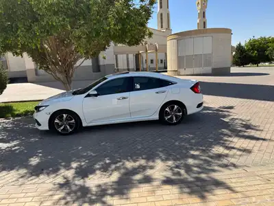 هوندا سيفيك 2020 بحالة الوكاله فل كامل 10
