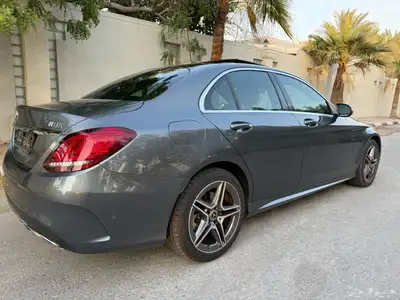 مرسيدس ( C200 ) الموديل 2020 ممشى قليل شبه جديده 47