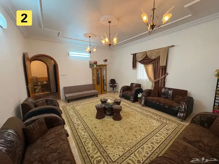 دور مؤثث للايجار ست غرف وثلاث حمامات 2