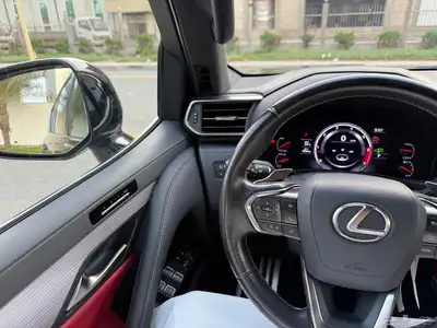 جيب لكزس LX600 2023 F SPORT - سعودي 32
