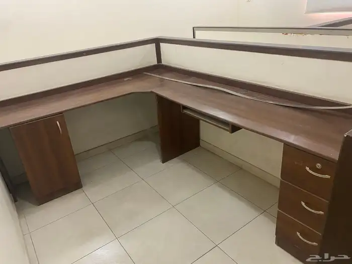 مكاتب وكراسي 20