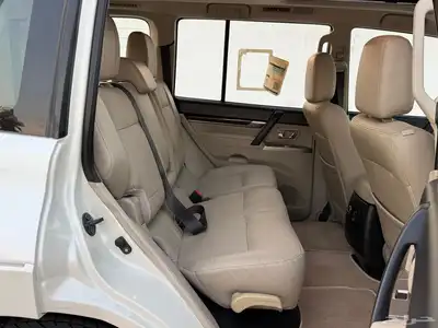 مستبيشي باجيرو 2018 فل كامل 3.8 وكاله 21