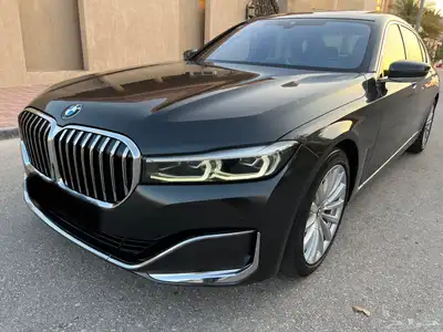 بي ام دبليو ( 730 LI ) الموديل 2021 ممشى قليل شبه جديد 6