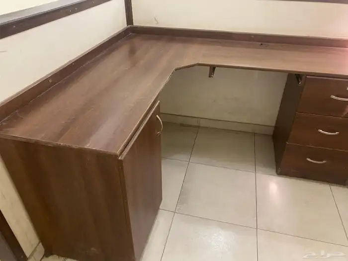 مكاتب وكراسي 18