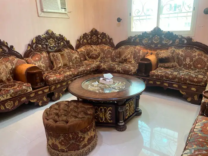 مجلس مستعمل نظيف حد 1000 4