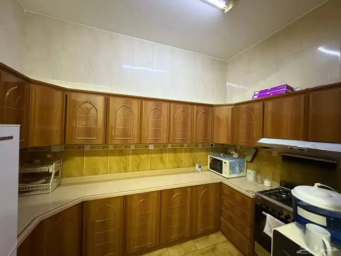 دور مؤثث للايجار ست غرف وثلاث حمامات 26