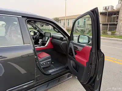 جيب لكزس LX600 2023 F SPORT - سعودي 16