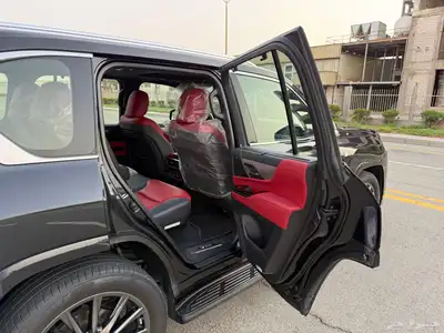 جيب لكزس LX600 2023 F SPORT - سعودي 11