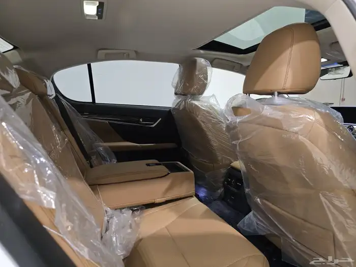 لكزس GS300 موديل 2018 بحاله الوكاله مخزن 8