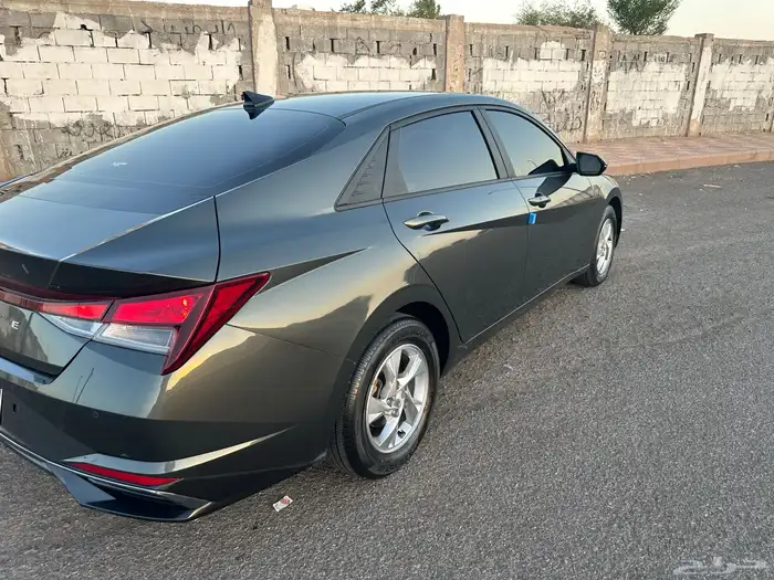 هونداي النترا 2021 فل كامل ممشى قليل . 2