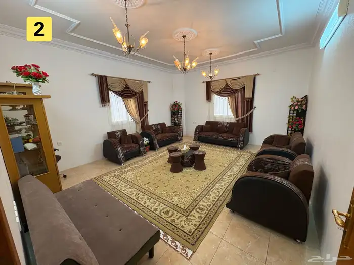 دور مؤثث للايجار ست غرف وثلاث حمامات 3