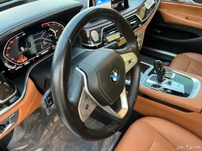 بي ام دبليو ( 730 LI ) الموديل 2021 ممشى قليل شبه جديد 32