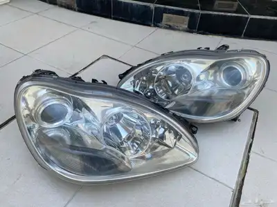 انوار امامية مع مرايات جانبية مرسيدس فياقرا 1