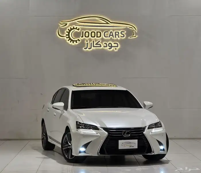 لكزس GS300 موديل 2018 بحاله الوكاله مخزن 0