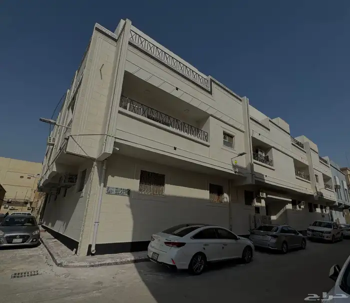 عمارة في حي الشميسي 12 شقة 8