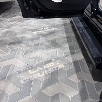 لاند كروزر Gxr L4 2025 11